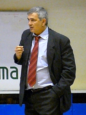 Ivan Cholakov bench